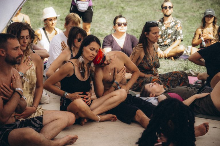 Od strefy do strefy – festiwalowe safari po programie